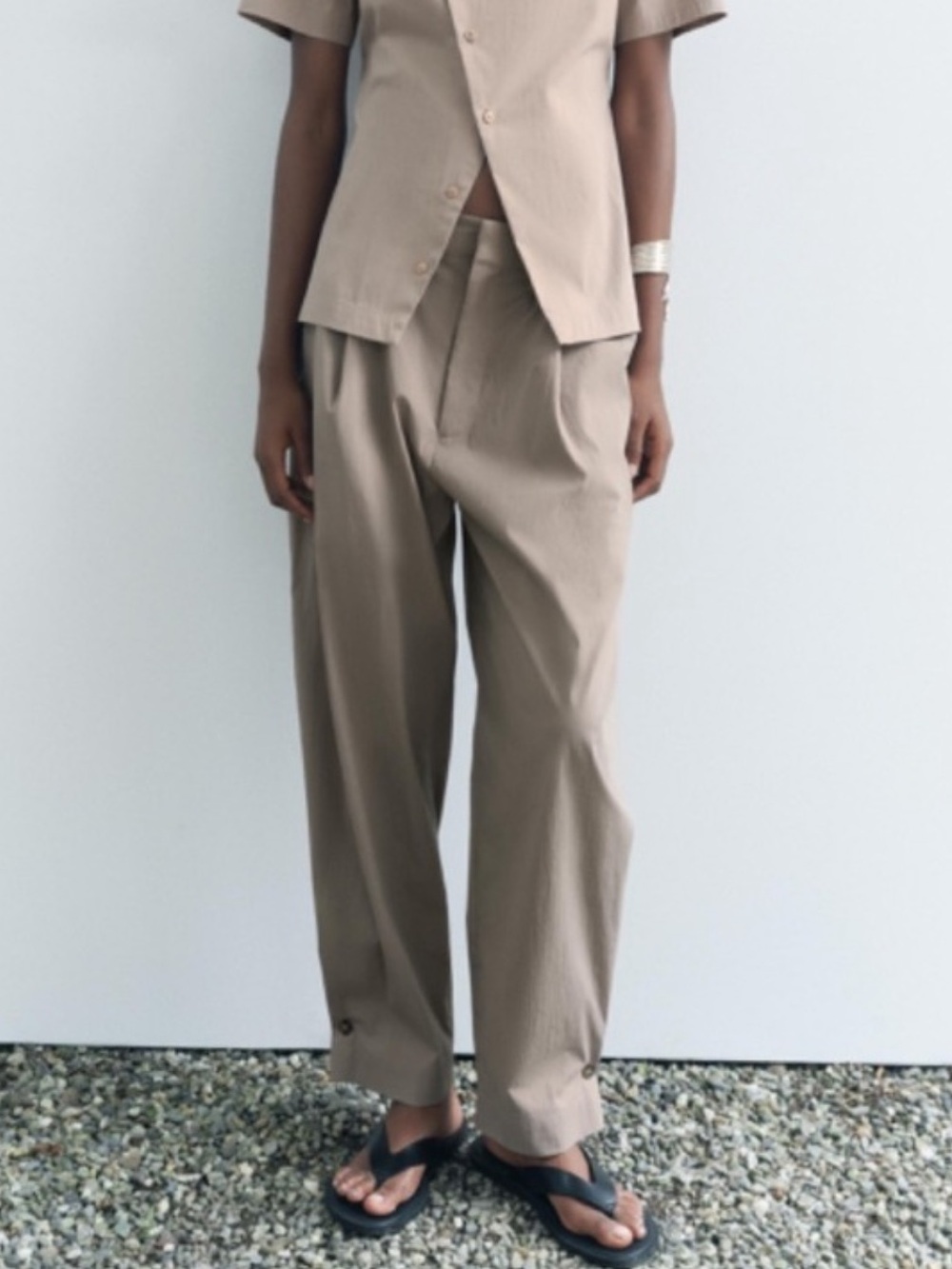 NEW ZARA Buttoned Hem Pants